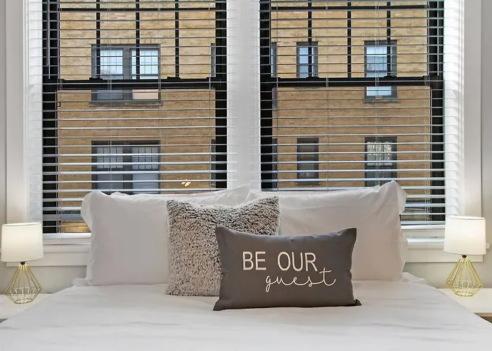 Appartamento 3br Beautifully Designed Close To Shops - Belmont A3 *