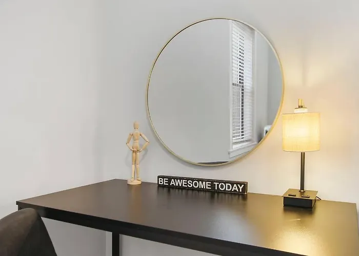 3br Beautifully Designed Close To Shops - Belmont A3 *